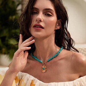 Torquiest stone color necklace A294